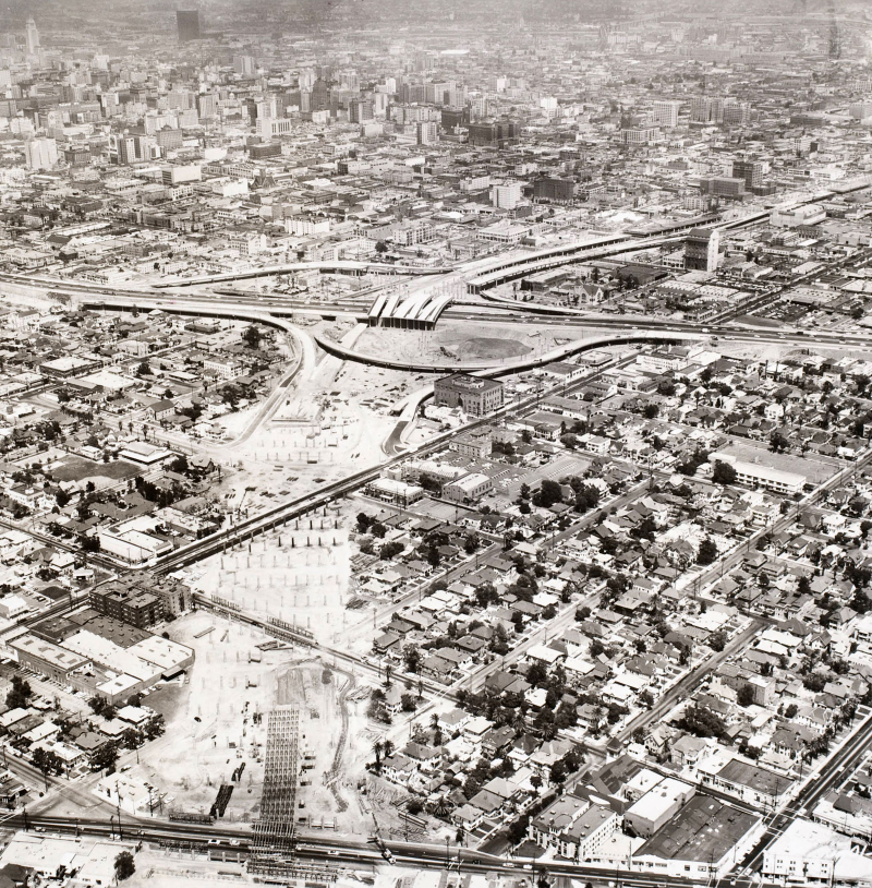 Illustration for article titled They Moved Mountains (And People) To Build L.A.’s Freeways